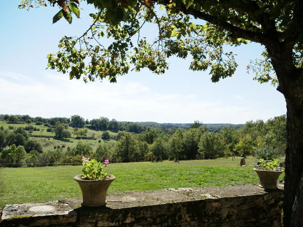 Cosy Holiday Home With Swimming Pool Lavercantiere