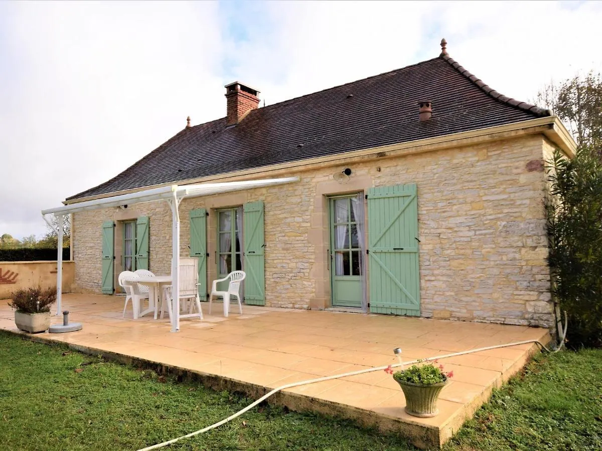 Cosy Holiday Home With Swimming Pool Lavercantiere